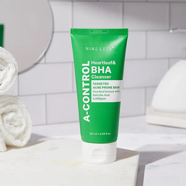 A-Control Heartleaf & BHA Cleanser