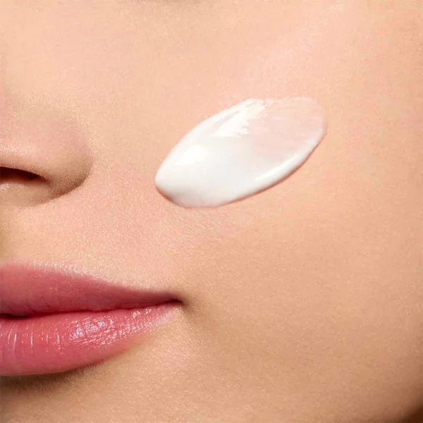 Clarins - Bright Plus Emulsion hydratante anti-taches