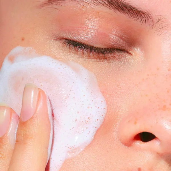 Clarins - Doux Nettoyant Moussant Apaisant Peaux très sèches ou sensibles