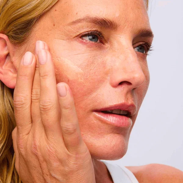 Clarins - Extra-Firming Energy Rechargeable Crème jour anti-âge éclat et fermeté