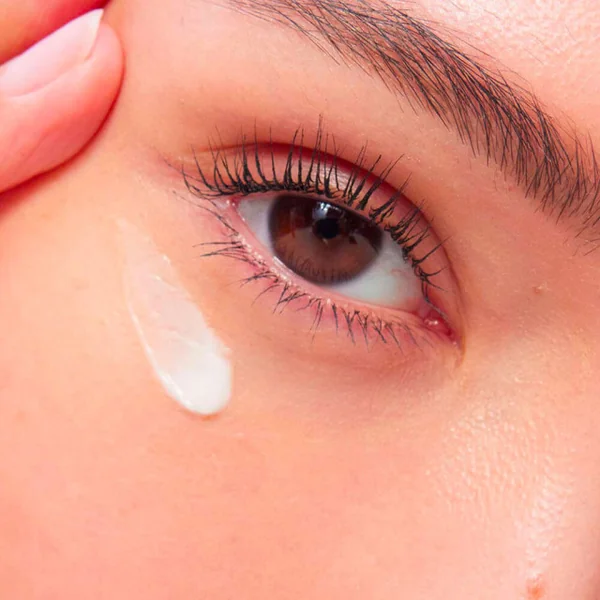 Clarins - Total Eye Lift Contour des yeux anti-âge rechargeable