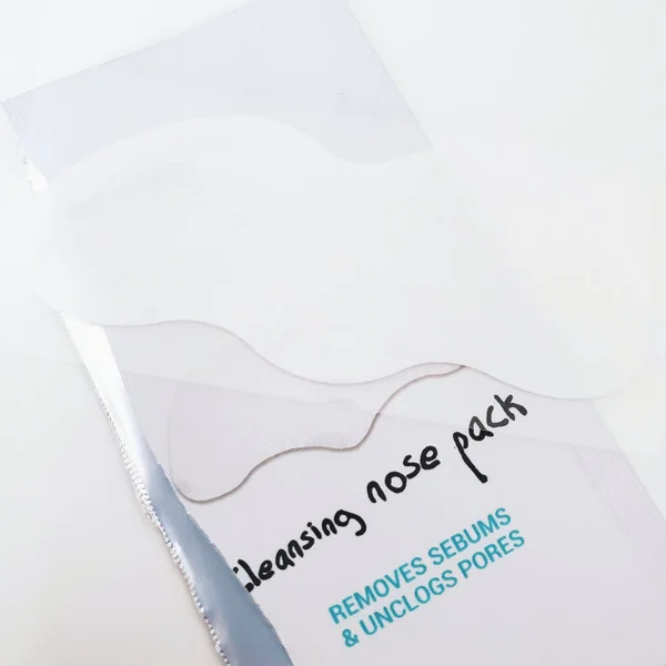 Cleansing Nose Pack
