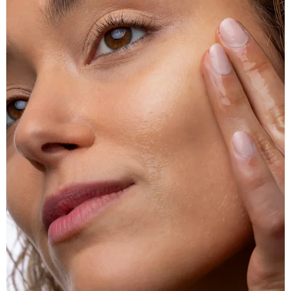 CLEAR - Huile Démaquillante Nourrissante Bio - Visage et Yeux - Tous Types de Peaux, 150ml