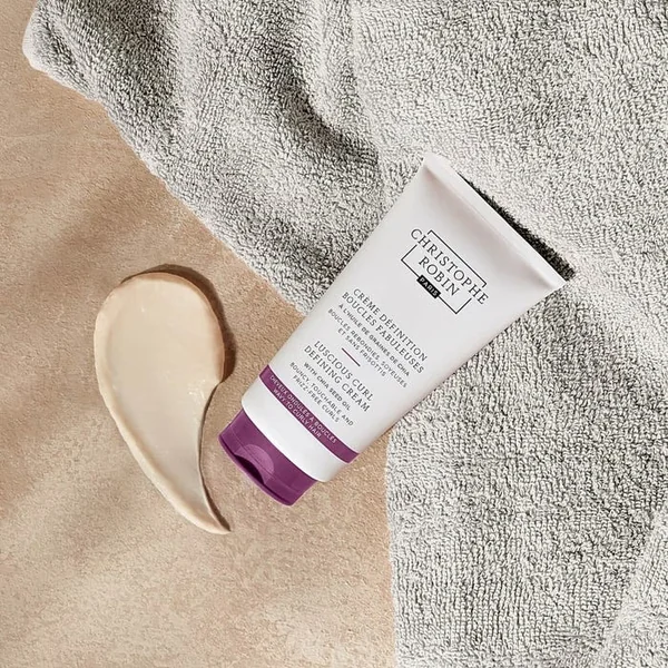 Crème Définition Boucles Fabuleuses à l'Huile de Graines de Chia - Cheveux Ondulés à Bouclés, 150ml