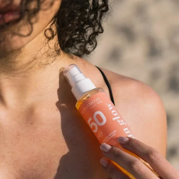 DAILY SUN - Eau Solaire Biphase Haute Protection SPF50 - Visage, Corps et Cheveux - Tous Types de Peaux, 125ml