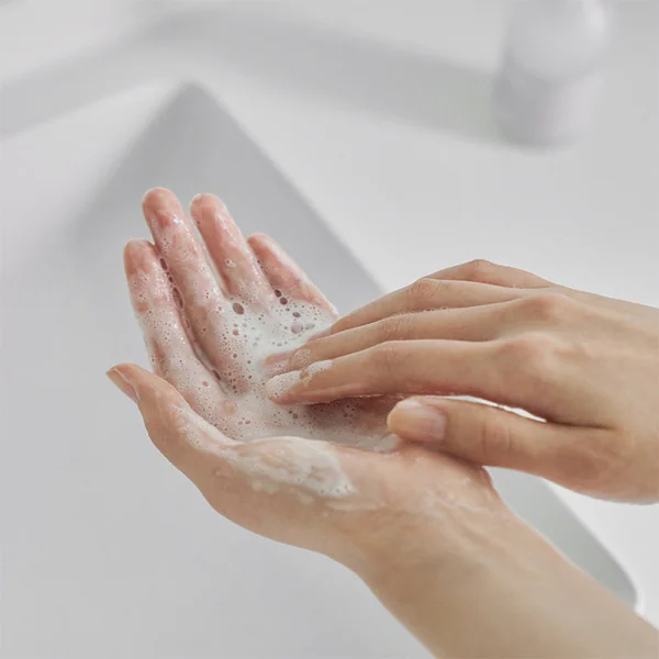Dual Barrier Mild Gel Cleanser