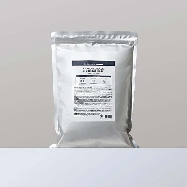 Expert Charcoal Black Modeling Mask