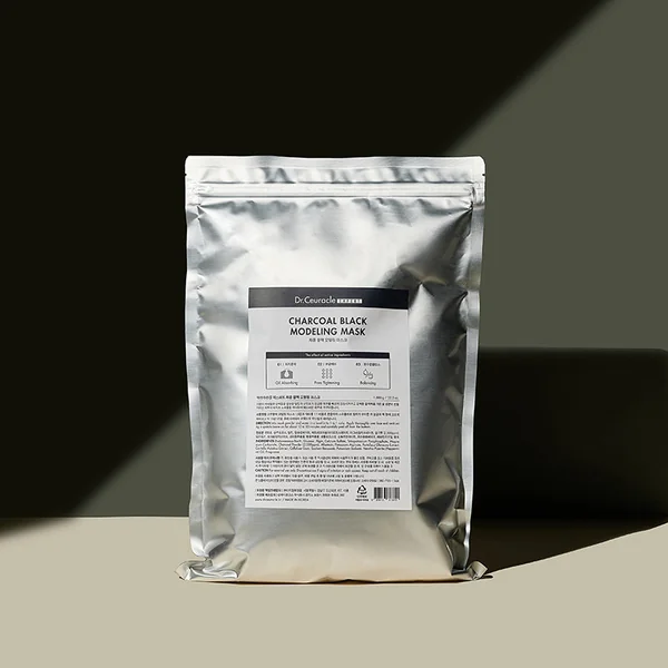 Expert Charcoal Black Modeling Mask