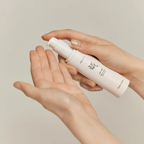 Ginseng Moist Sun Serum SPF 50+ PA++++
