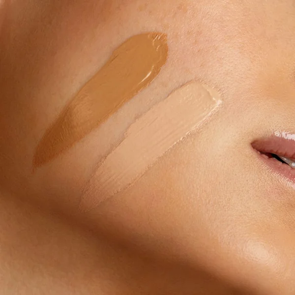 GLOW - Crème Teintée Perfectrice Bio - Teinte Dorée - Visage - Tous Types de Peaux, 40ml