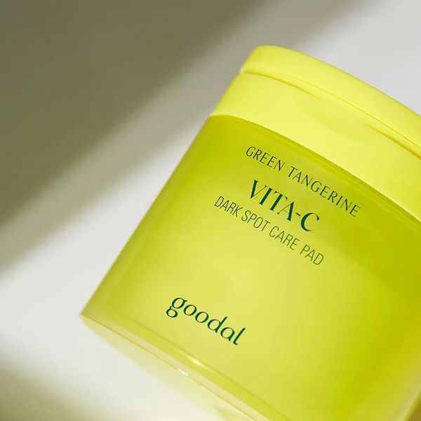Green Tangerine Vita C Dark Spot Care Pad