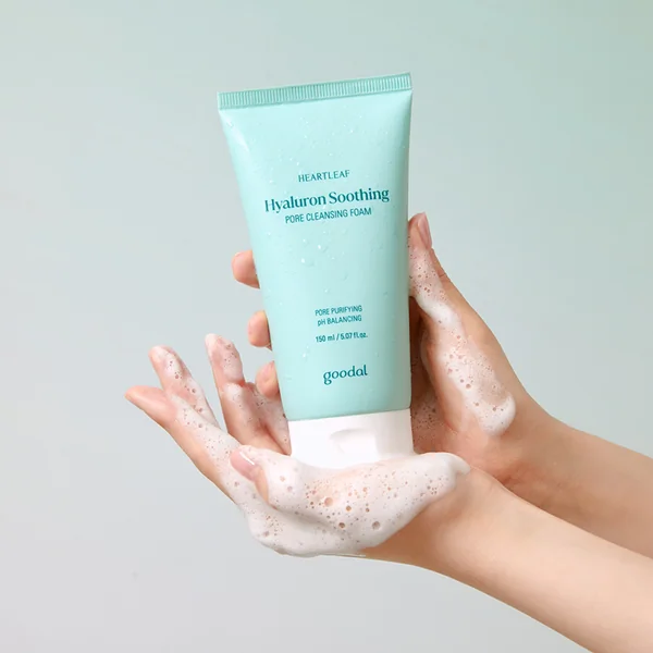 Heartleaf Hyaluron Soothing Pore Cleansing Foam