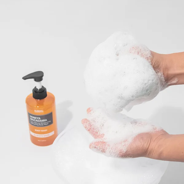 Honey & Macadamia Body Wash