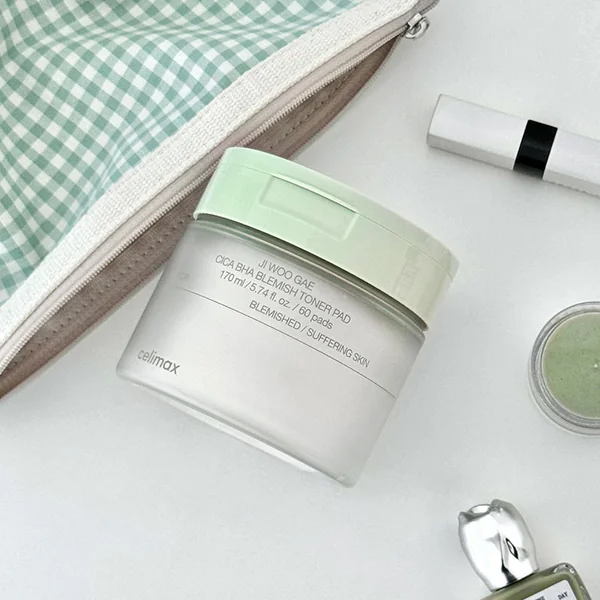 Ji Woo Gae Cica BHA Blemish Toner Pad