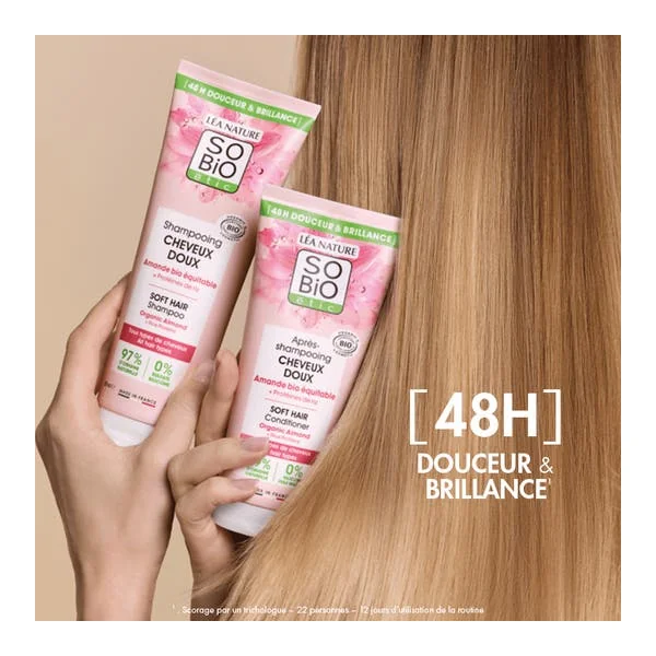La routine capillaire des cheveux nourris
