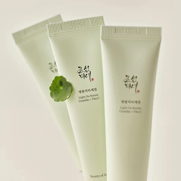 Light On Serum Centella + Vita C
