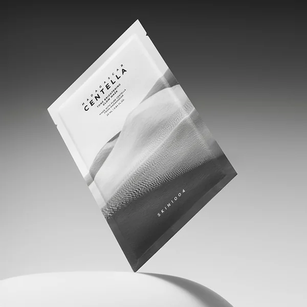 Madagascar Centella Tone Brightening Glow Mask