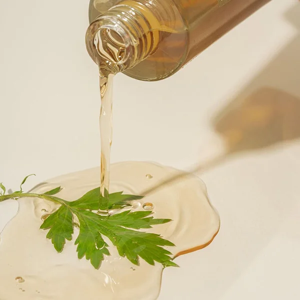 Mugwort Essence
