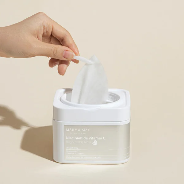 Niacinamide Vitamin C Brightening Mask