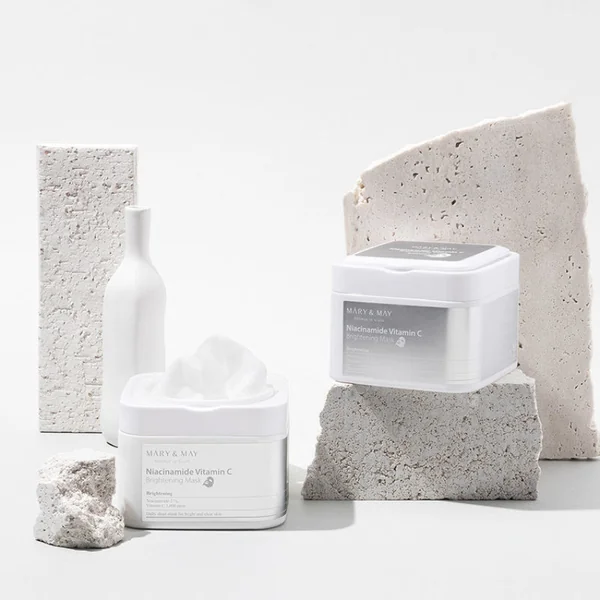 Niacinamide Vitamin C Brightening Mask