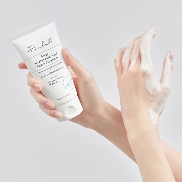Oligo Hyaluronic Acid Foam Cleanser