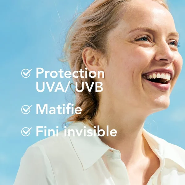 PHOTODERM AKN MAT - Fluide Solaire Correcteur Matifiant Invisible SPF30 - Visage - Peaux à Tendance Acnéique, 40ml