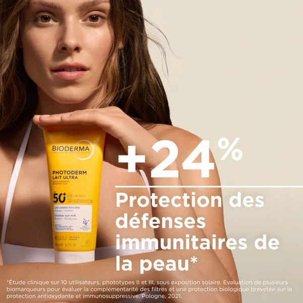 PHOTODERM - Lait Ultra Solaire Invisible SPF50+ - Visage et Corps - Peaux Sensibles, 200ml