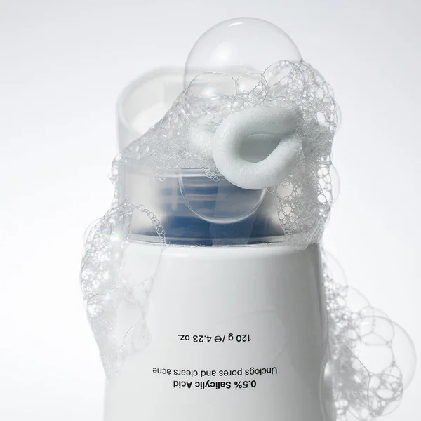 Pore-Purifying Salicylic Acid Foaming Cleanser
