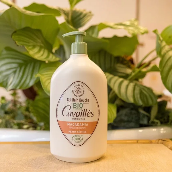 QUOTIDIEN - Gel Bain Douche Surgras Végétal Huile de Macadamia Bio - Peaux Sèches, 1L
