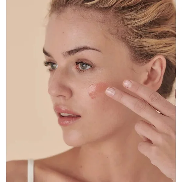 SECRET DE MAQUILLEURS - Soin Blush de Peau Crème Visage Défatigante Rose Lumière - Visage et Yeux - Tous Types de Peaux, 50ml