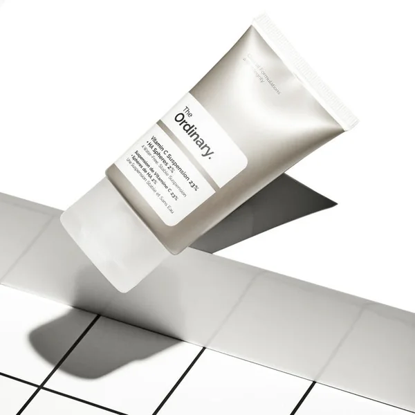 Suspension de Vitamine C 23% + Sphères de HA 2% - Sérum Anti-ge - Visage - Tous Types de Peaux, 30ml