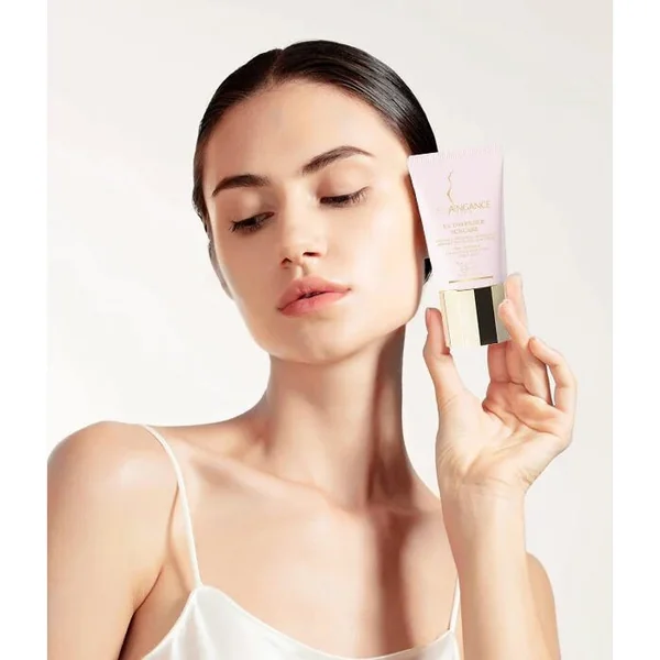 UV DEFENDER - Crème solaire Teint Rosé SPF50 PA++++ - Visage - Tous Types de Peaux, 40ml