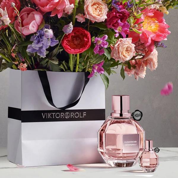 Viktor & Rolf - Flowerbomb Coffret Eau de Parfum, Gel douche et Lait corps
