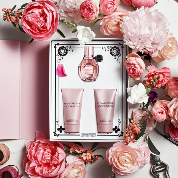 Viktor & Rolf - Flowerbomb Coffret Eau de Parfum, Gel douche et Lait corps