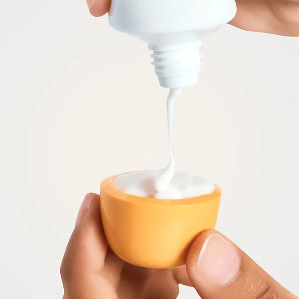 Zero-Cast Moisturizing Finish Sunscreen