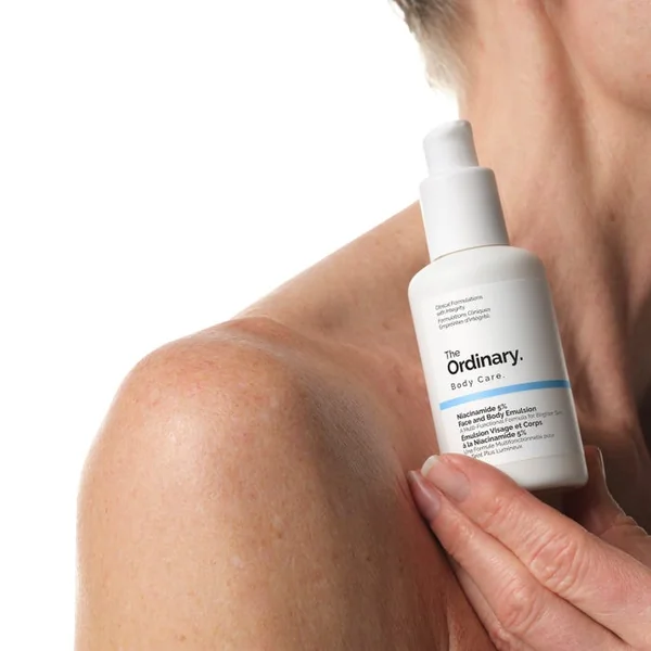 Émulsion à la Niacinamide 5% - Visage et Corps - Tous Types de Peaux, 100ml